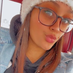 Meet your Posher, Katelynn